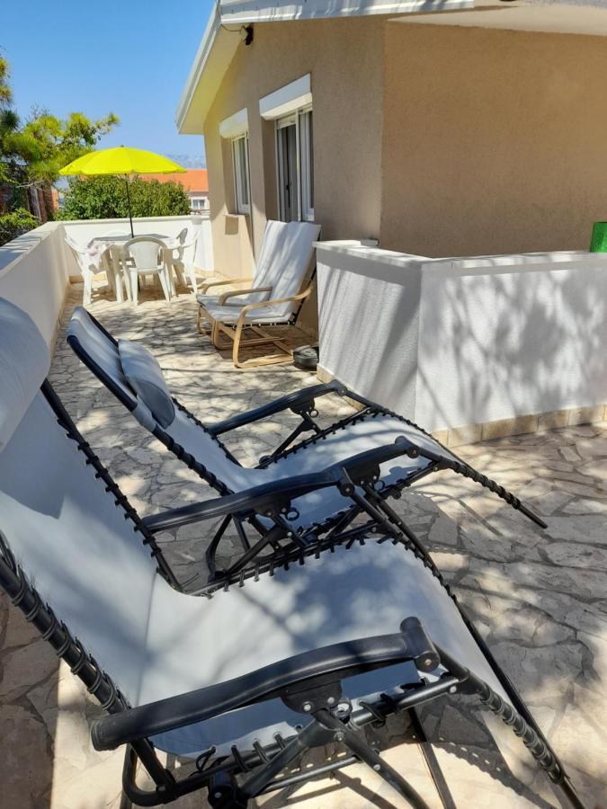 Familien Ferienhaus Vir Croatia 150M Strand Restaurant Einkaufen ภายนอก รูปภาพ