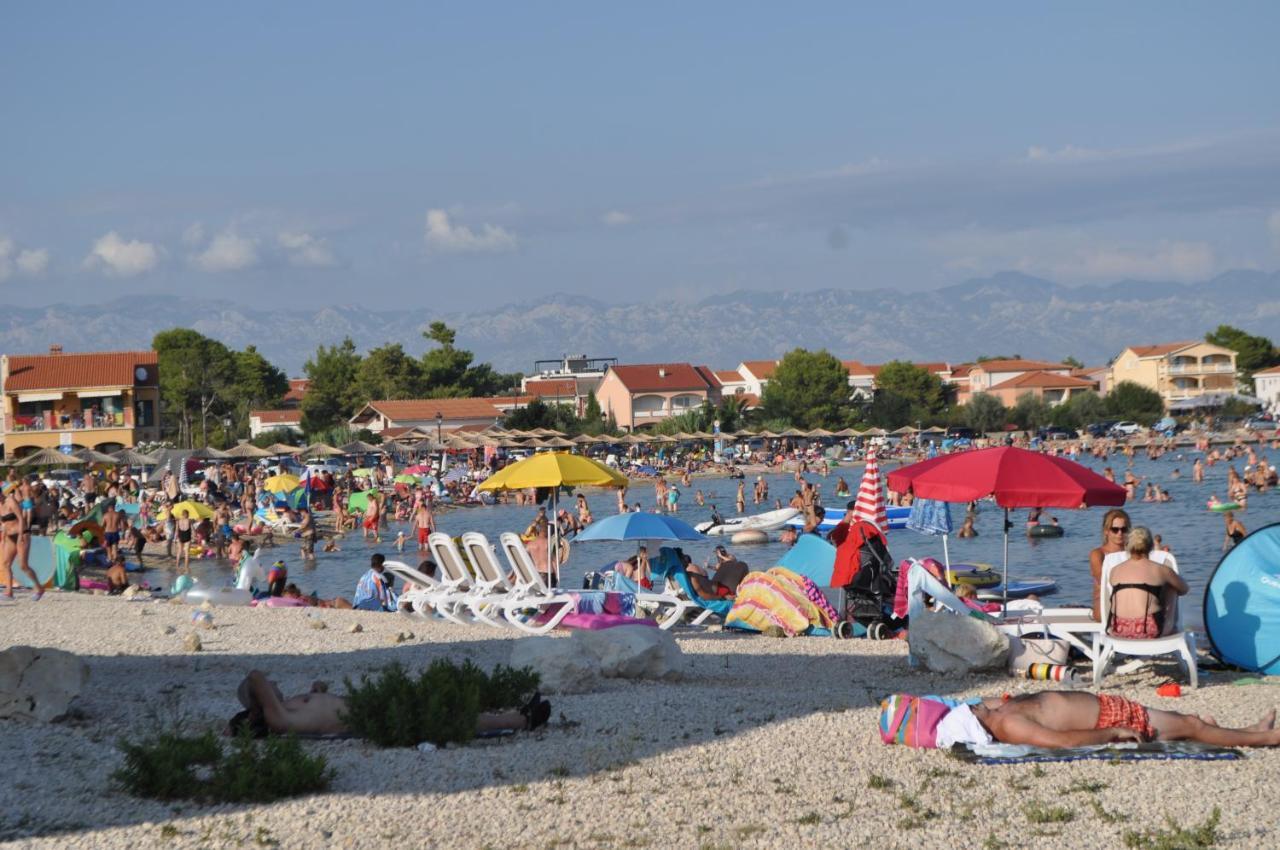 Familien Ferienhaus Vir Croatia 150M Strand Restaurant Einkaufen ภายนอก รูปภาพ
