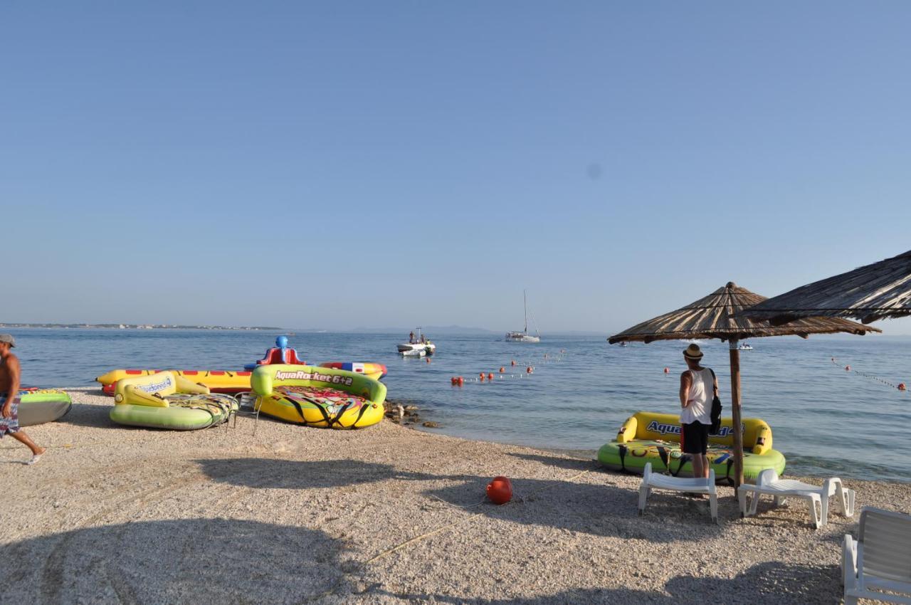 Familien Ferienhaus Vir Croatia 150M Strand Restaurant Einkaufen ภายนอก รูปภาพ