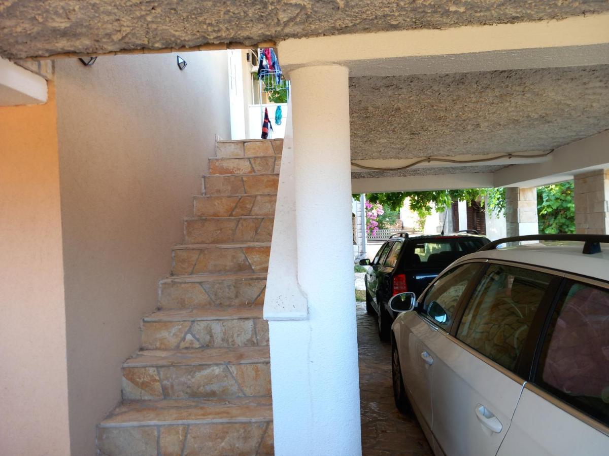 Familien Ferienhaus Vir Croatia 150M Strand Restaurant Einkaufen ภายนอก รูปภาพ